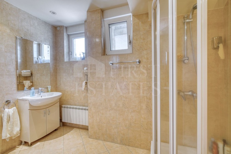 Продава КЪЩА, гр. София, Горна баня, снимка 7 - Къщи - 52034906