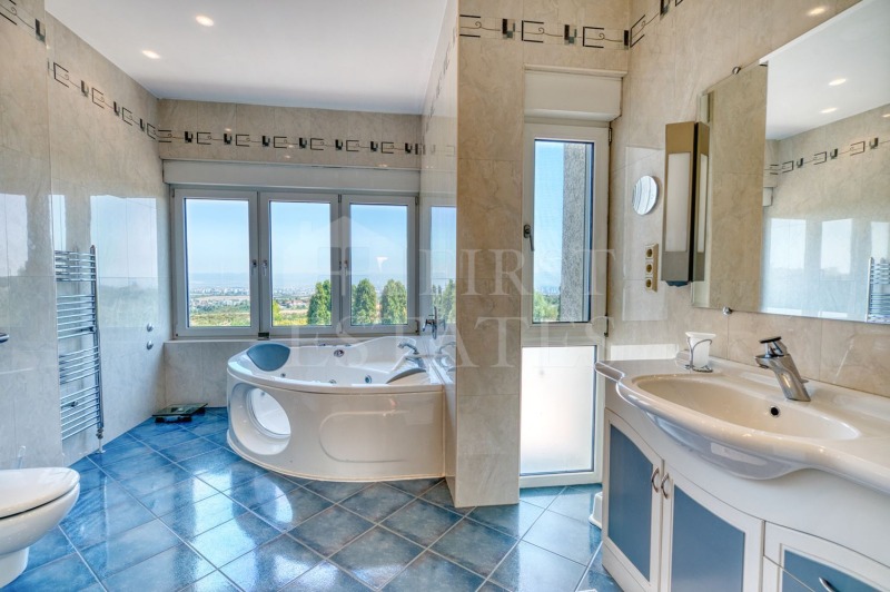 Продава КЪЩА, гр. София, Горна баня, снимка 13 - Къщи - 52034906