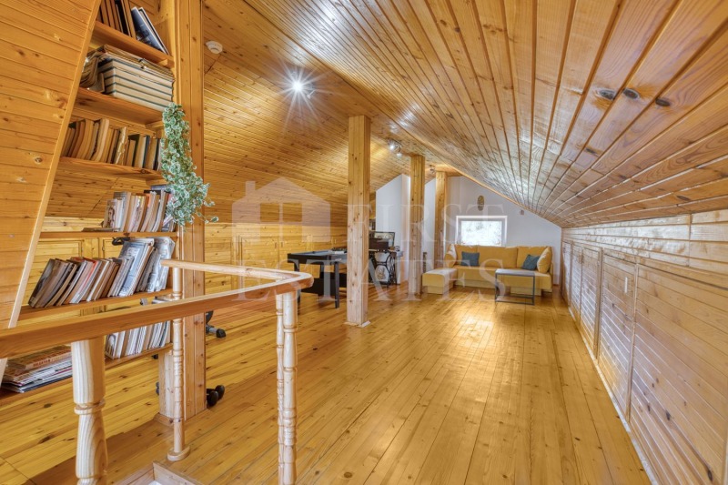 Продава КЪЩА, гр. София, Горна баня, снимка 16 - Къщи - 52034906