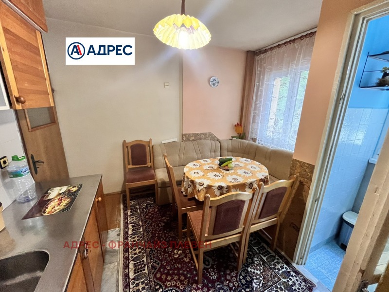 Продава  3-стаен град Плевен , Дружба 3 , 85 кв.м | 48206695 - изображение [3]