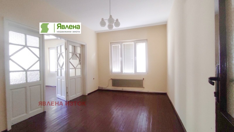 Na prodej  2 ložnice Sofia , Krasno selo , 86 m2 | 69097561 - obraz [3]