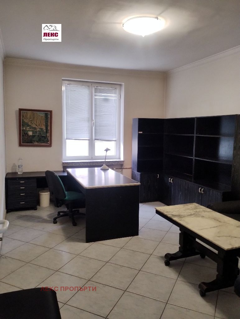 Продава 3-СТАЕН, гр. София, Център, снимка 4 - Апартаменти - 51877903