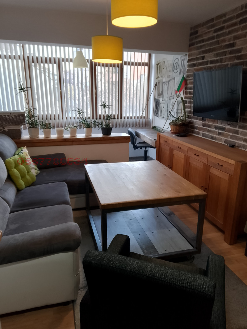 Продава 3-СТАЕН, гр. Пазарджик, Център, снимка 8 - Апартаменти - 52784800