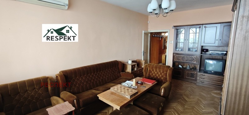 Продава 3-СТАЕН, гр. Стара Загора, Аязмото, снимка 2 - Апартаменти - 53426614