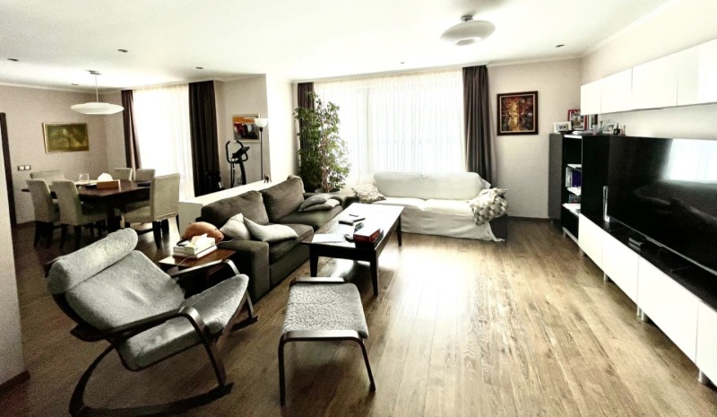 Продава КЪЩА, гр. София, Симеоново