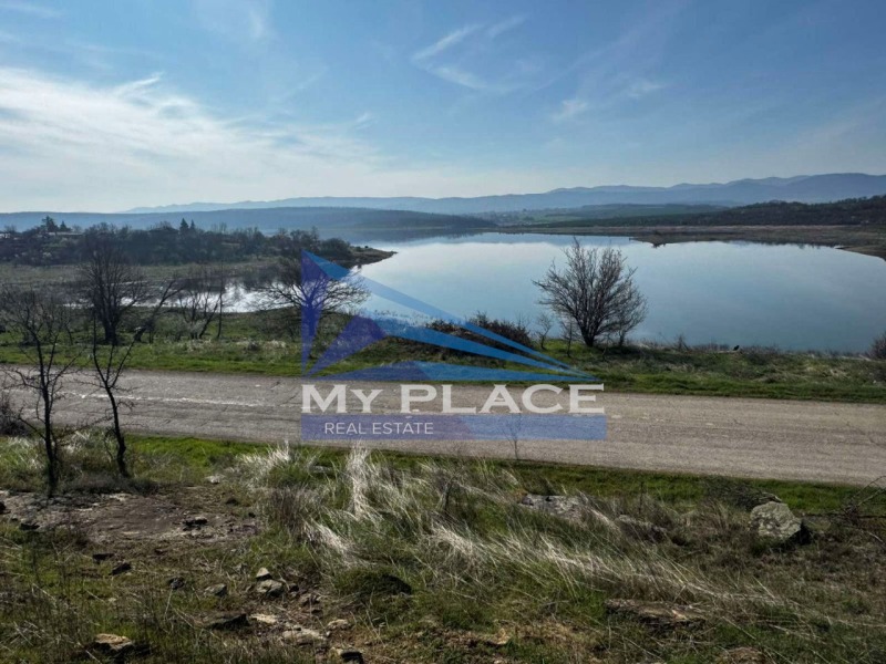 Продава ПАРЦЕЛ в област Шумен, с. Ловец - 1200 кв.м / 28 121.05 € » 55 000 лв., МАЙ ПЛЕЙС
