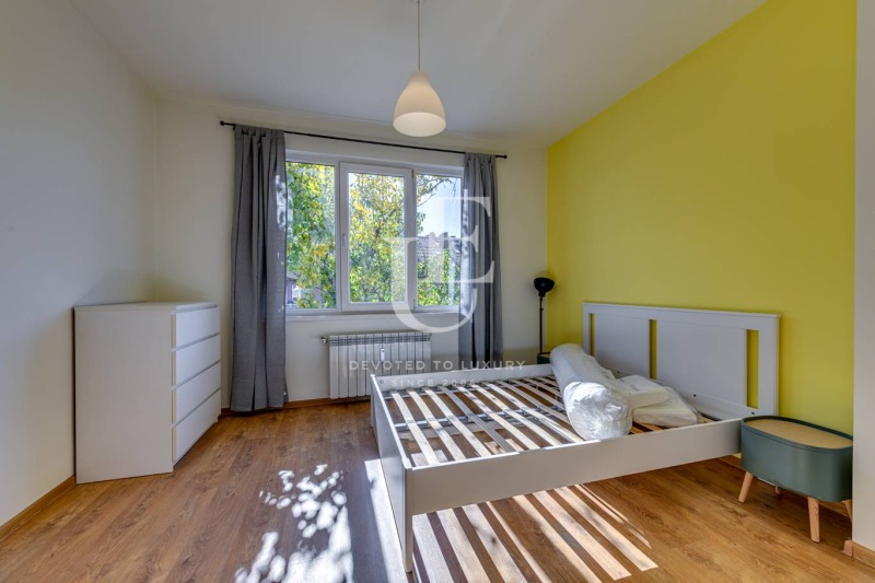 Na prodej  2 ložnice Sofia , Centar , 100 m2 | 22235808 - obraz [4]