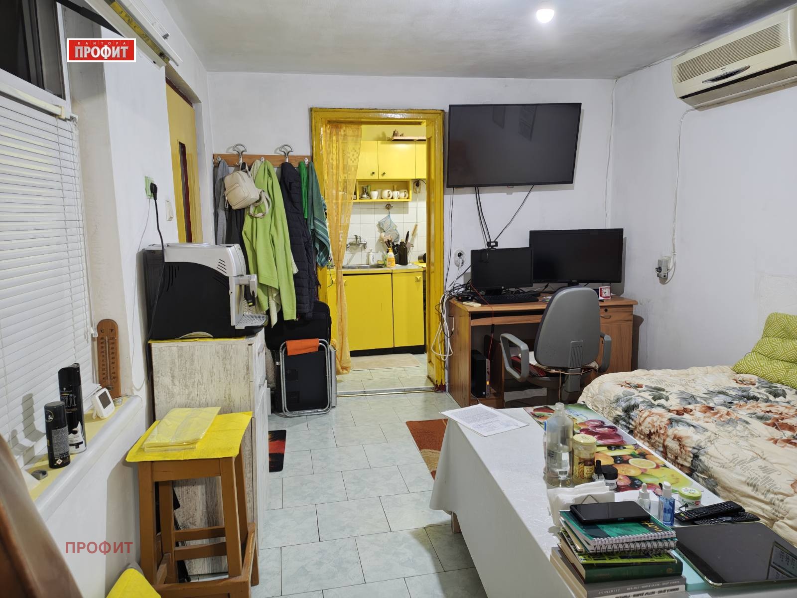 Продава КЪЩА, гр. Пловдив, Център, снимка 2 - Къщи - 56166178