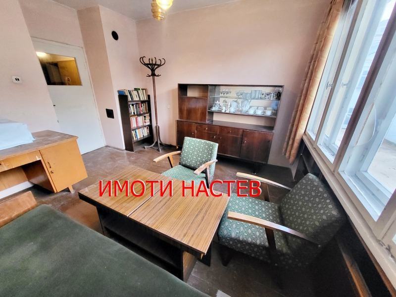 Продава 3-СТАЕН, гр. Шумен, Куршун чешма, снимка 5 - Апартаменти - 52873746
