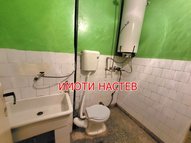 Продава 3-СТАЕН, гр. Шумен, Куршун чешма, снимка 8 - Апартаменти - 52873746