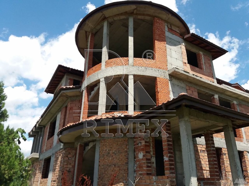 Продава  Къща, област Пловдив, с. Белащица •  305 000 EUR • ID 79557202 — holmes.bg - [1] 