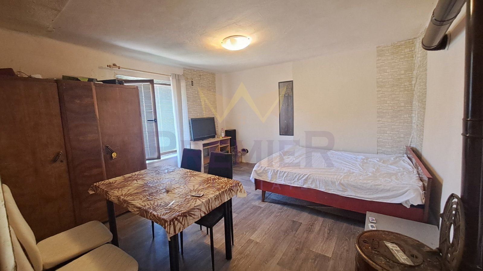 Продава КЪЩА, с. Млада гвардия, област Варна, снимка 3 - Къщи - 55350477