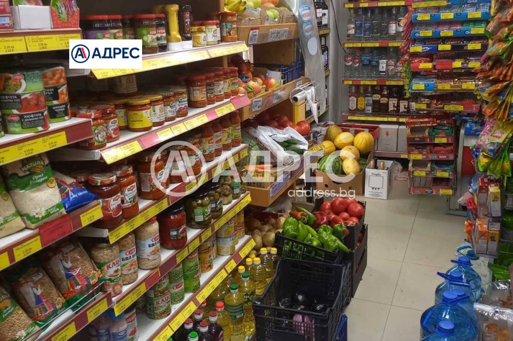 Продава МАГАЗИН, гр. Варна, Център, снимка 2 - Магазини - 53822799