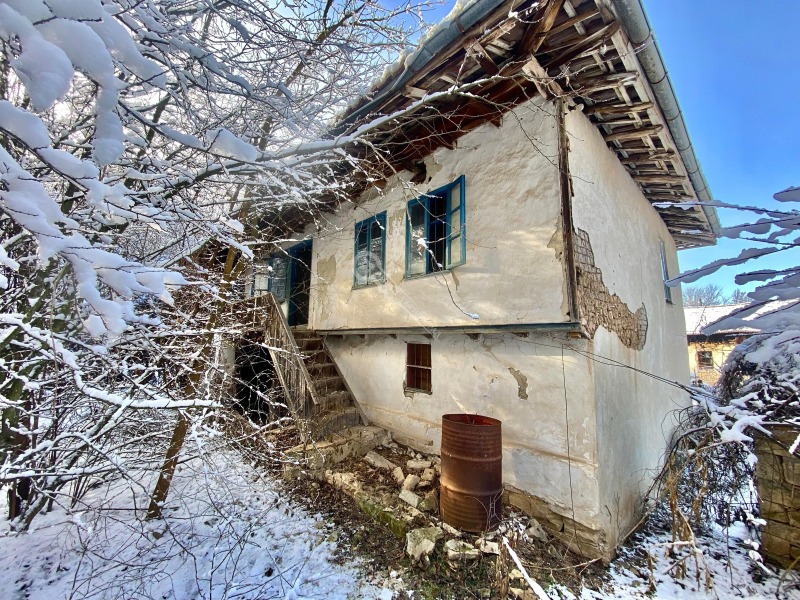 Продава КЪЩА в област Велико Търново, с. Градина - 250 кв.м / 22 496.84 € » 44 000 лв., ИМОТИ ТЪРНОВГРАД