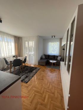 1 bedroom Tsentar, Ruse 1