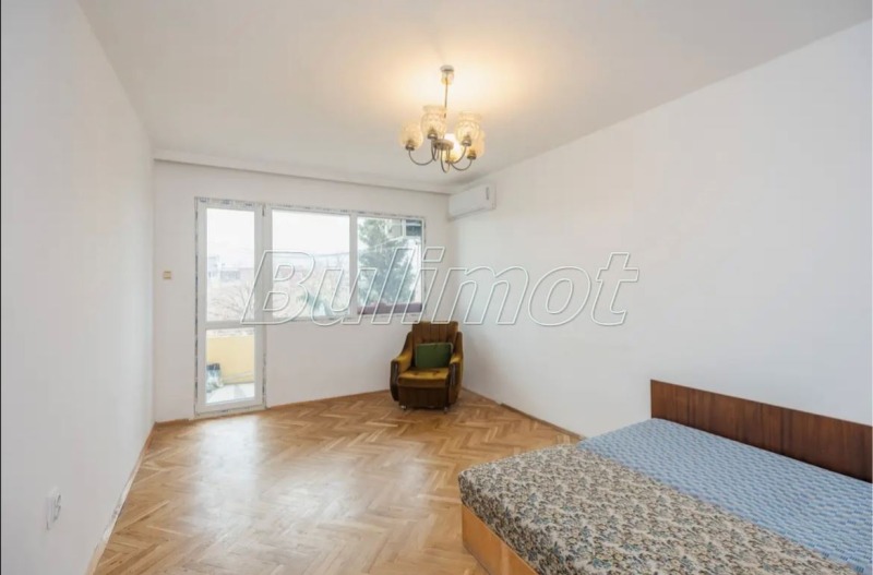 Продава 3-СТАЕН, гр. Варна, Базар Левски