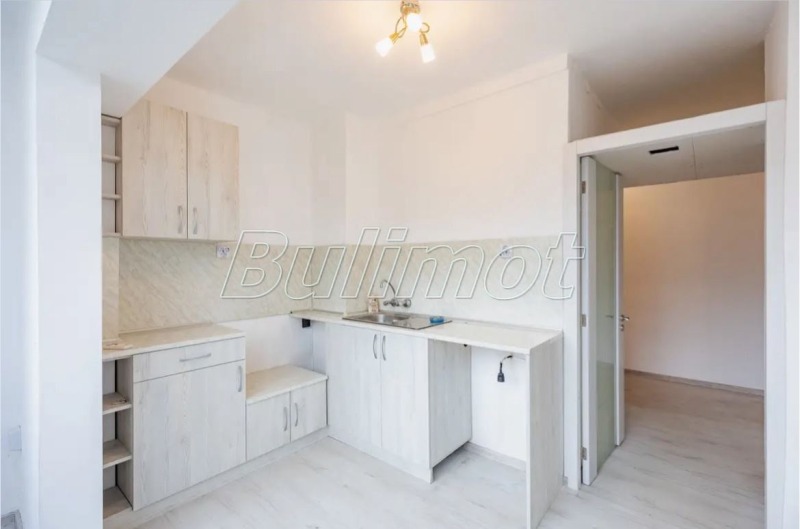 Продава 3-СТАЕН, гр. Варна, Базар Левски, снимка 4 - Апартаменти - 51650821