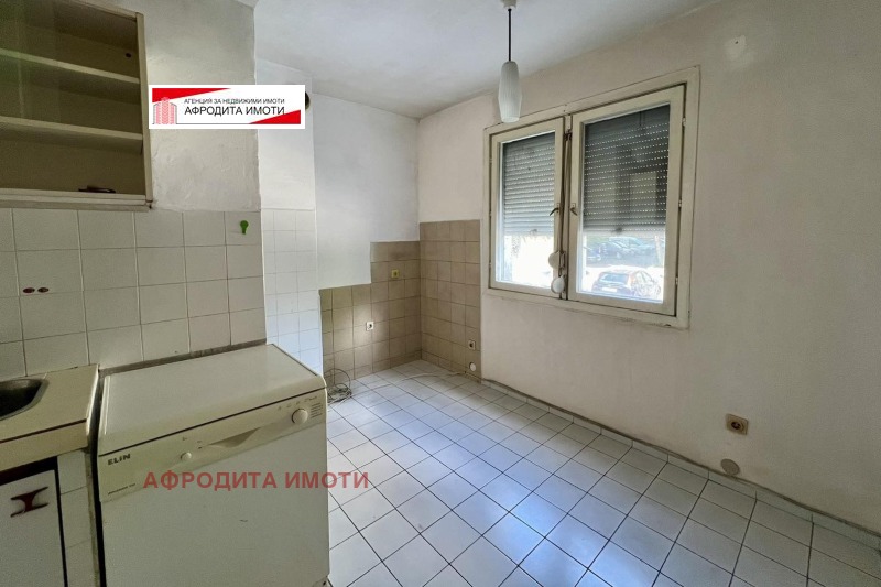 À vendre  3 chambres Stara Zagora , Tsentar , 97 m² | 58148686 - image [4]