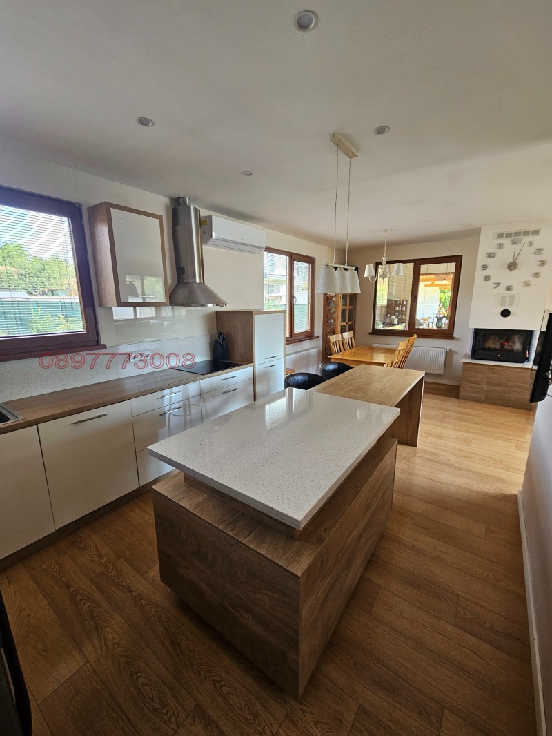 Til salg  Hus region Sofia , Stolnik , 282 kvm | 49791175 - billede [2]