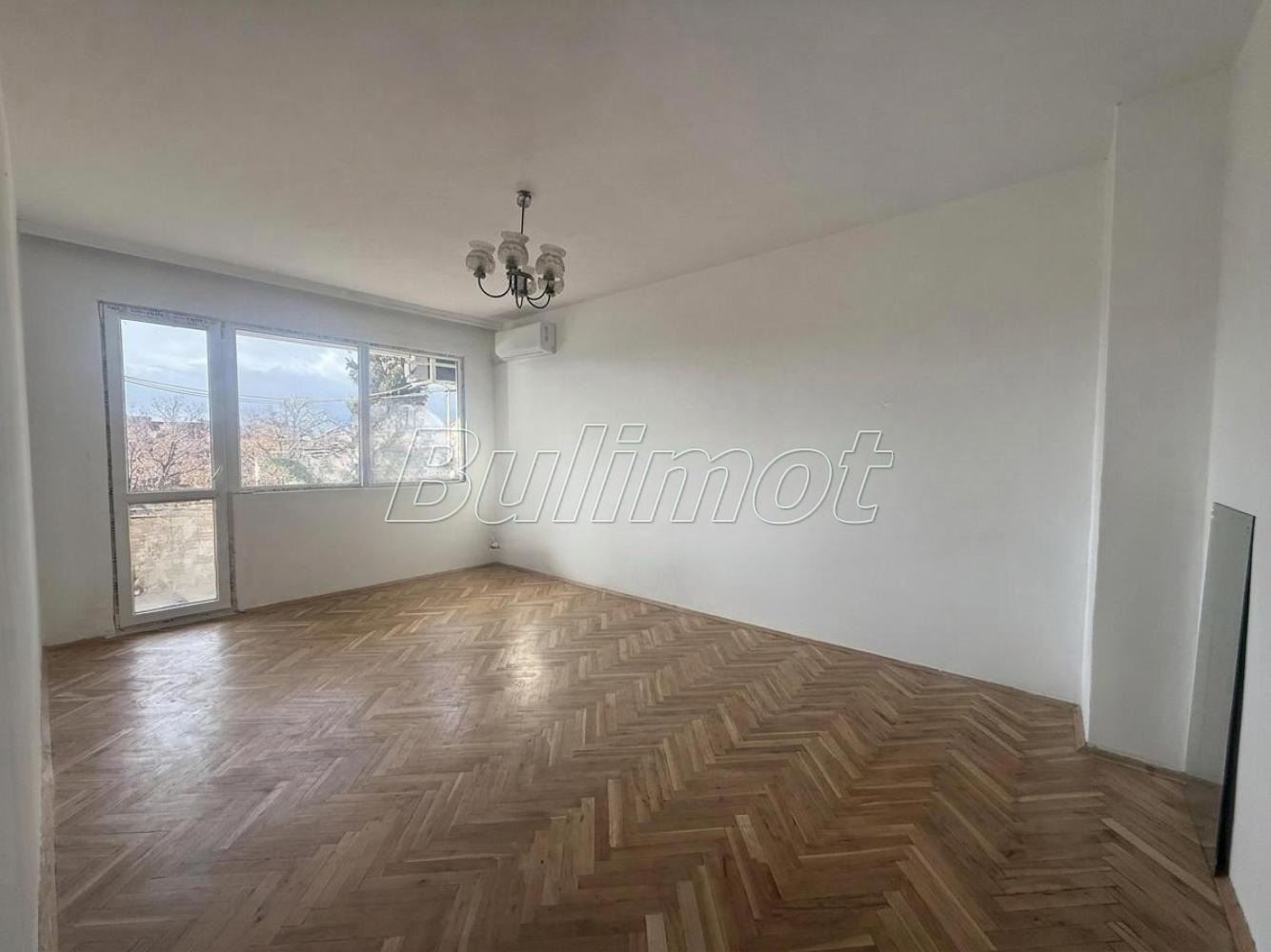 Продава 3-СТАЕН, гр. Варна, Базар Левски