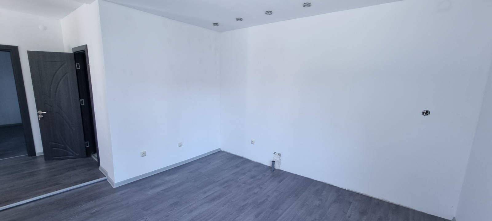 Продава КЪЩА, гр. Разград, Промишлена зона - Запад, снимка 7 - Къщи - 54213968