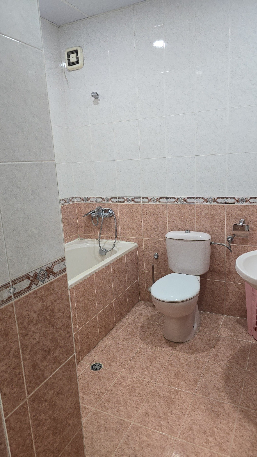 Продава КЪЩА, с. Скутаре, област Пловдив, снимка 5 - Къщи - 56533466