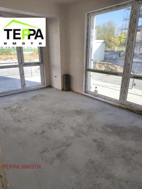 Продава 3-стаен