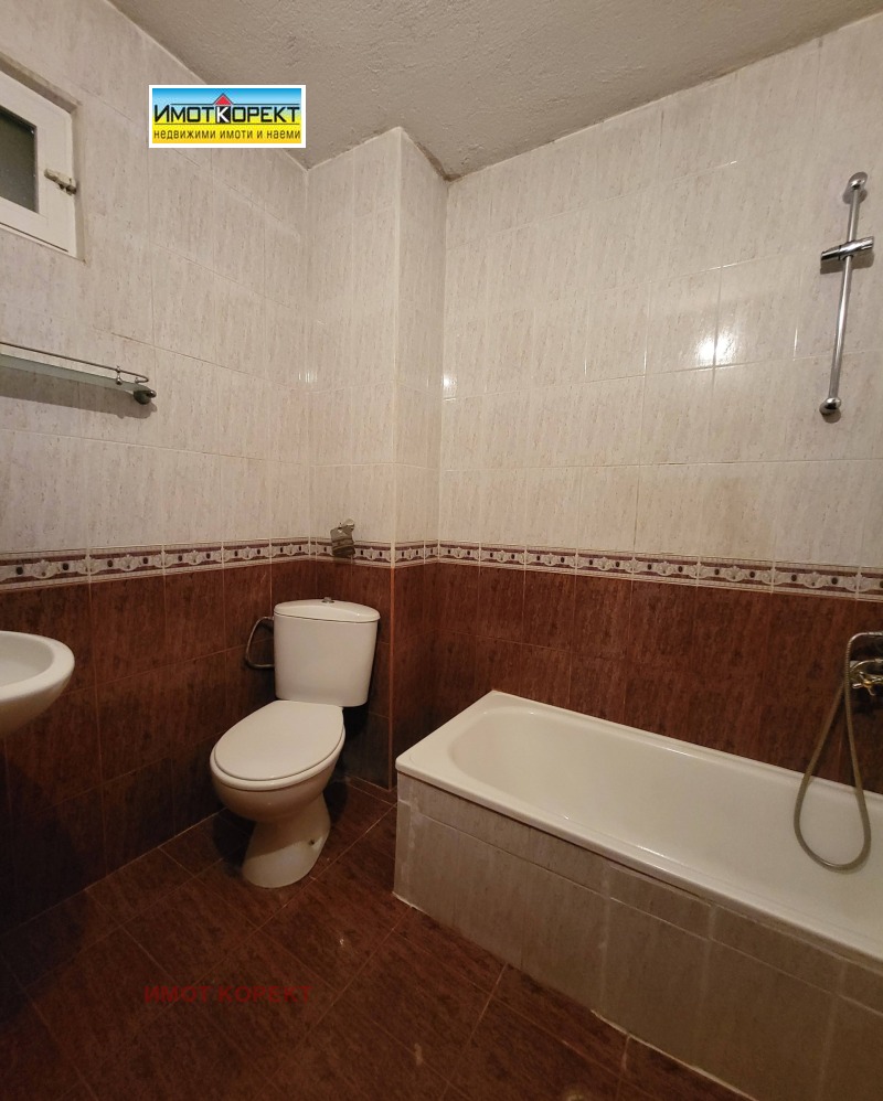 Продава 3-СТАЕН, гр. Пазарджик, Център, снимка 14 - Апартаменти - 52392828