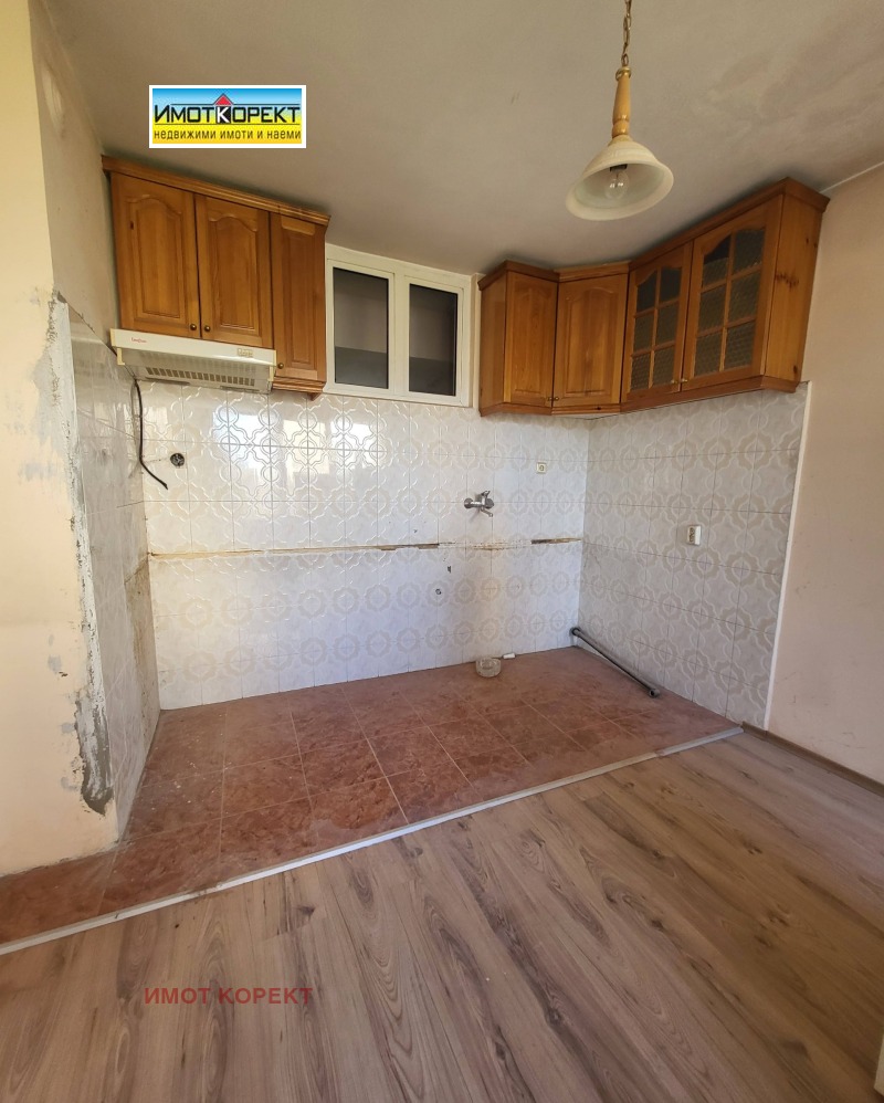 Продава 3-СТАЕН, гр. Пазарджик, Център, снимка 3 - Апартаменти - 52392828