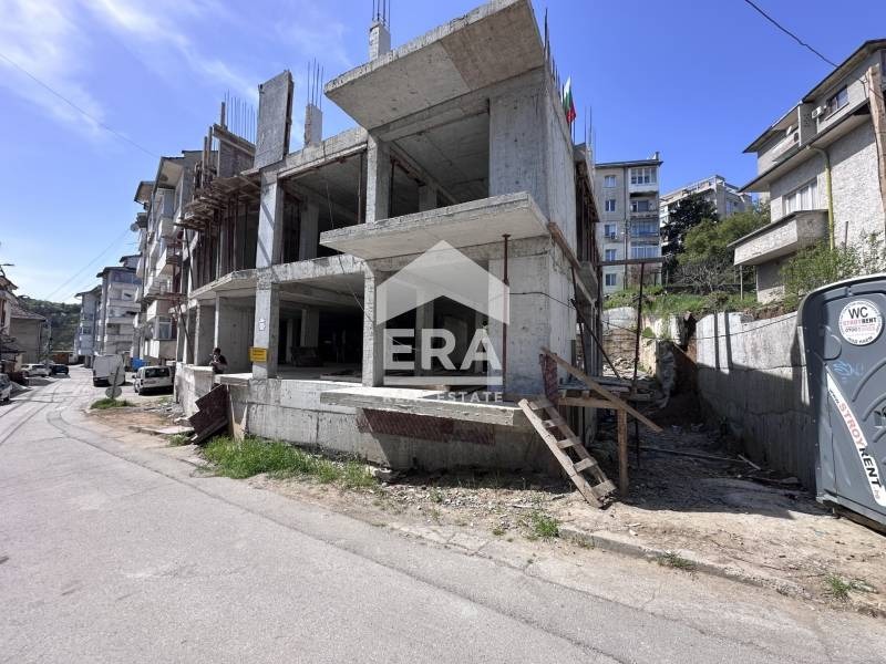 Продава 3-СТАЕН, гр. Велико Търново, Център, снимка 3 - Апартаменти - 54254534