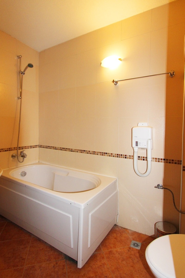 Продава  4-стаен област Благоевград , гр. Разлог , 103 кв.м | 29216614 - изображение [9]
