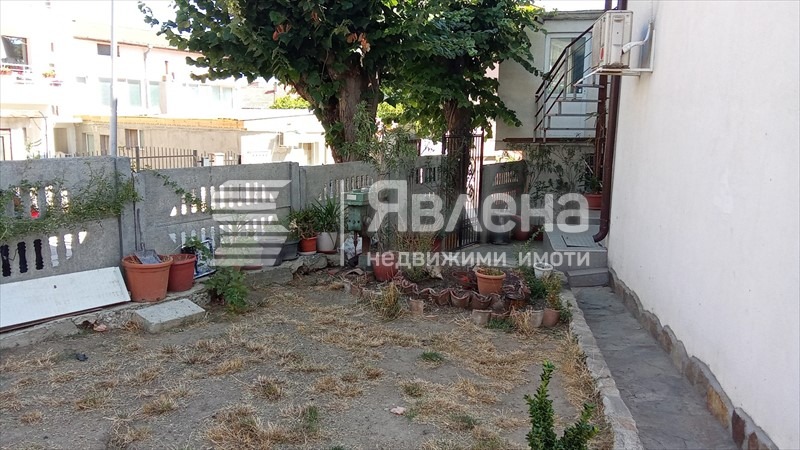 Продава ЕТАЖ ОТ КЪЩА, гр. Варна, Аспарухово, снимка 4 - Етаж от къща - 56108343