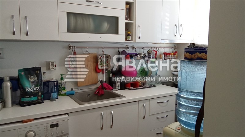 Продава ЕТАЖ ОТ КЪЩА, гр. Варна, Аспарухово, снимка 8 - Етаж от къща - 56108343