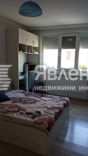 Продава ЕТАЖ ОТ КЪЩА, гр. Варна, Аспарухово, снимка 9 - Етаж от къща - 56108343