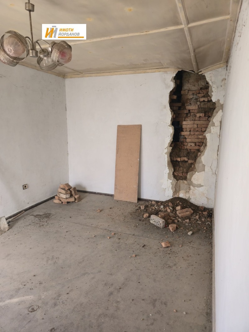 Продава КЪЩА, с. Горски горен Тръмбеш, област Велико Търново, снимка 11 - Къщи - 24820663