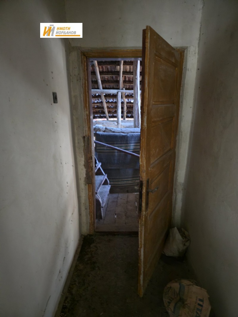 Продава КЪЩА, с. Горски горен Тръмбеш, област Велико Търново, снимка 13 - Къщи - 24820663