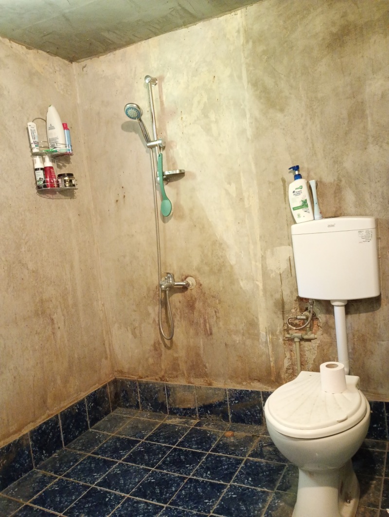 Продава КЪЩА, гр. Плевен, 9-ти квартал, снимка 13 - Къщи - 52132960