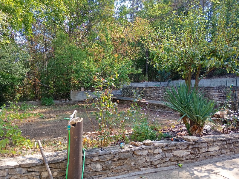 Продава КЪЩА, гр. Плевен, 9-ти квартал, снимка 2 - Къщи - 52132960