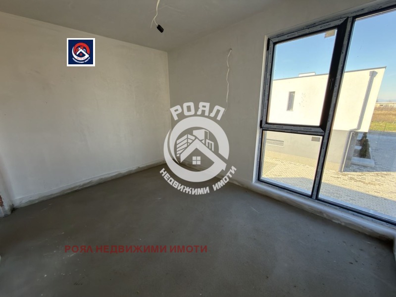 Продава КЪЩА, с. Първенец, област Пловдив, снимка 4 - Къщи - 53111183