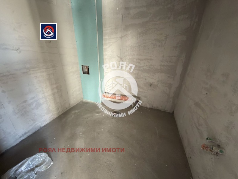 Продава КЪЩА, с. Първенец, област Пловдив, снимка 15 - Къщи - 53111183