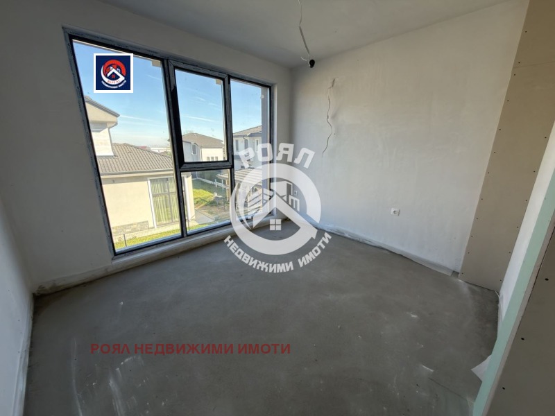 Продава КЪЩА, с. Първенец, област Пловдив, снимка 12 - Къщи - 53111183