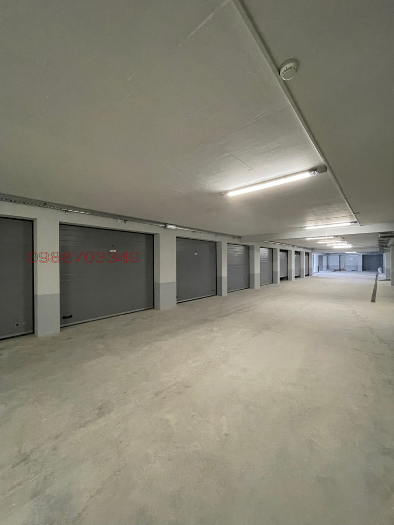 Продава ГАРАЖ, ПАРКОМЯСТО, гр. Велико Търново, Акация, снимка 3 - Гаражи и паркоместа - 52972226