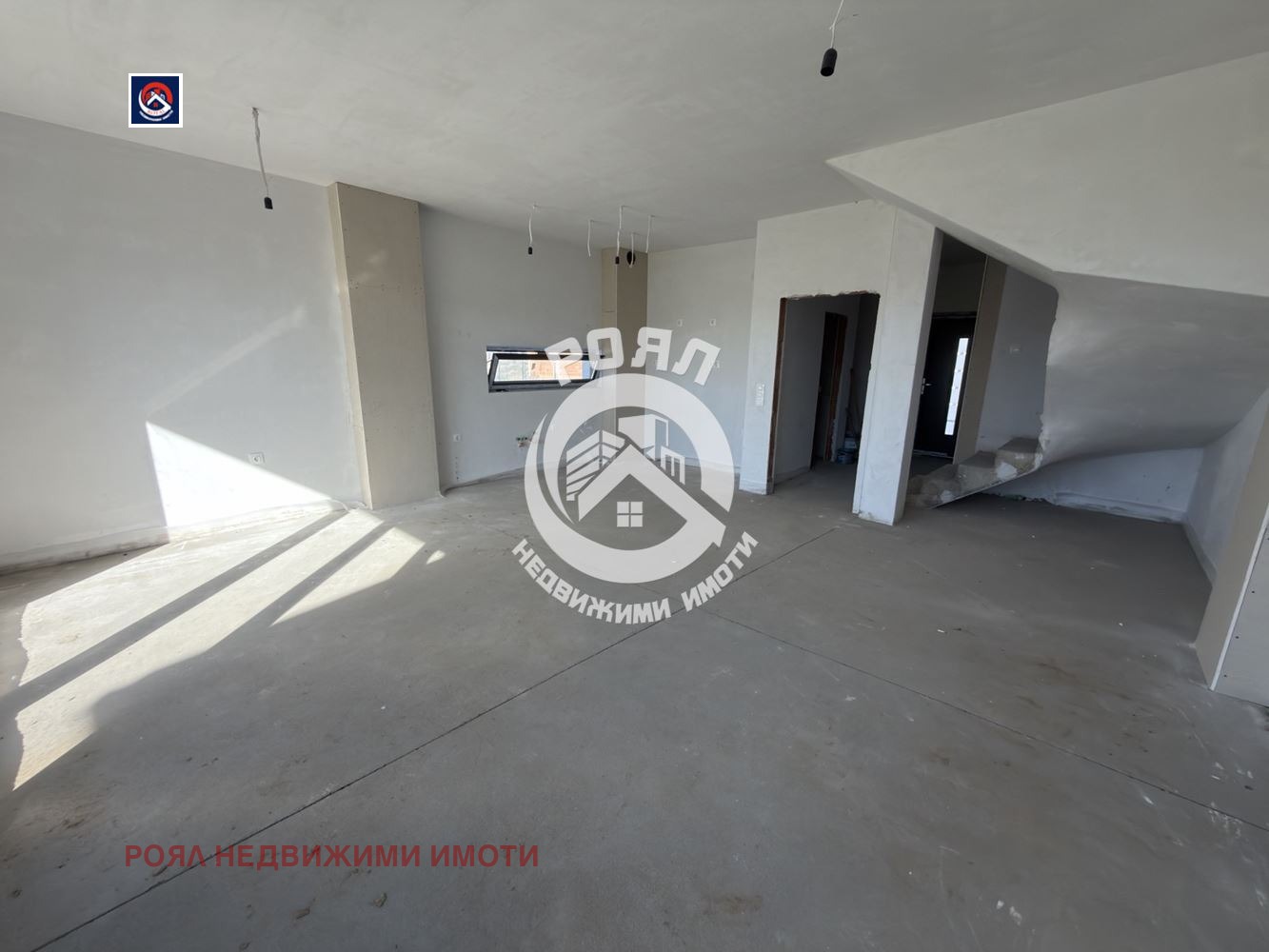 Продава КЪЩА, с. Първенец, област Пловдив, снимка 2 - Къщи - 53111183