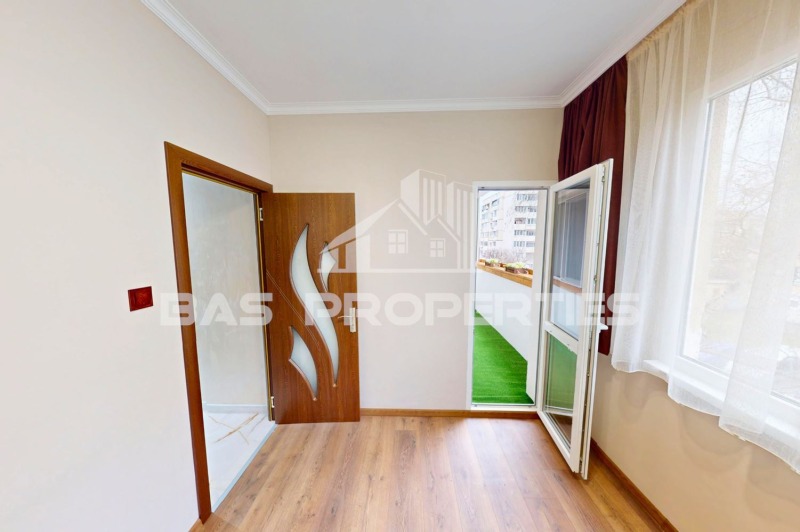 Продава 3-СТАЕН, гр. София, Надежда 3, снимка 11 - Апартаменти - 53517574