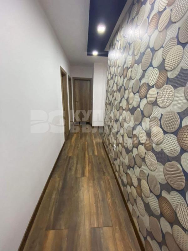Продава 3-СТАЕН, гр. Варна, Възраждане 3