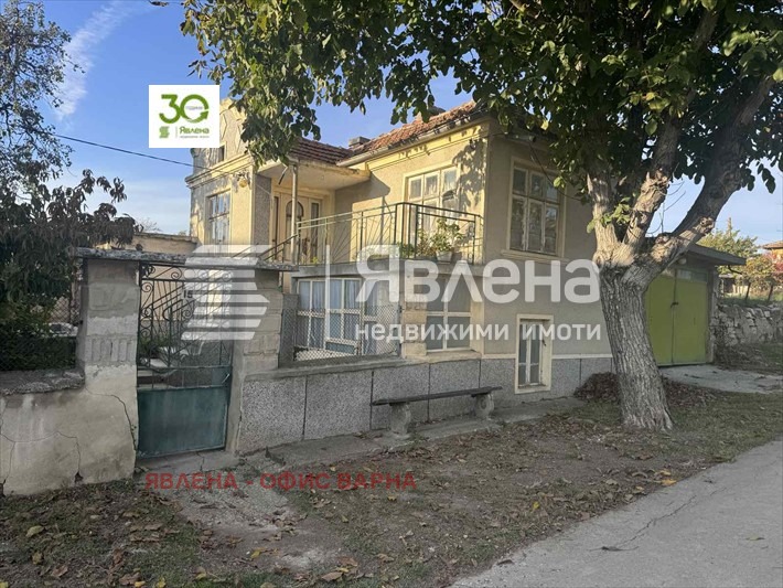 Продава КЪЩА, с. Чернево, област Варна, снимка 1 - Къщи - 48133936