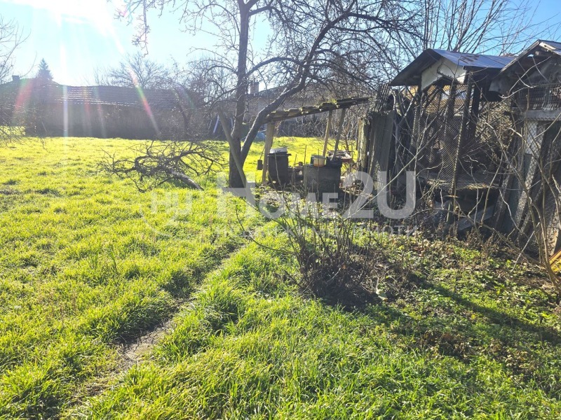 Продава КЪЩА, с. Царевци, област Варна, снимка 6 - Къщи - 53280245