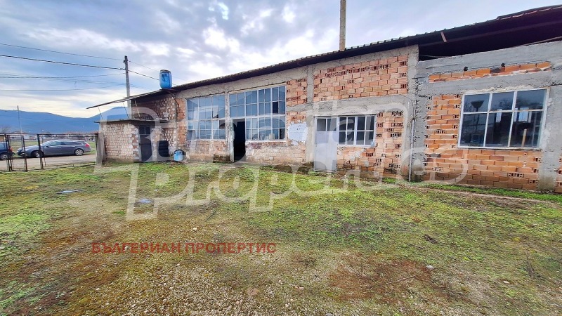 Продава ПРОМ. ПОМЕЩЕНИЕ, с. Войнягово, област Пловдив, снимка 3 - Производствени сгради - 53425551