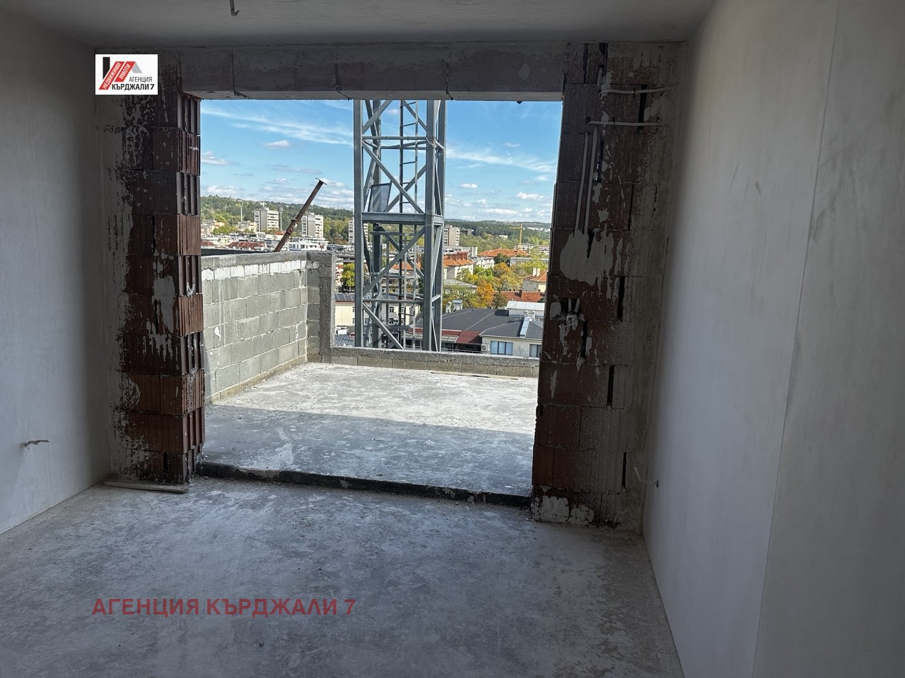 Продава 2-СТАЕН, гр. Кърджали, Център, снимка 3 - Апартаменти - 54362530