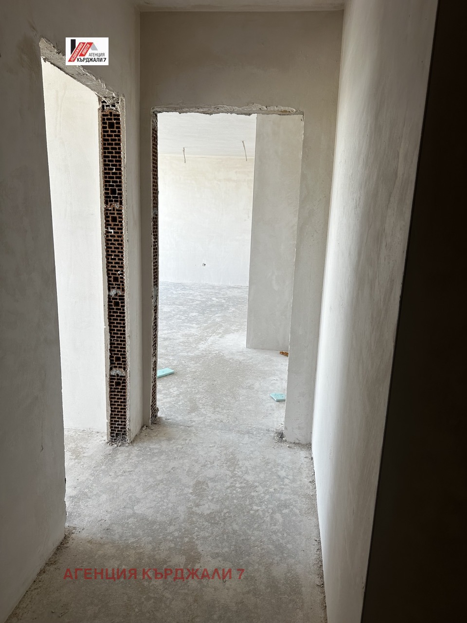 Продава 2-СТАЕН, гр. Кърджали, Център, снимка 7 - Апартаменти - 54362530